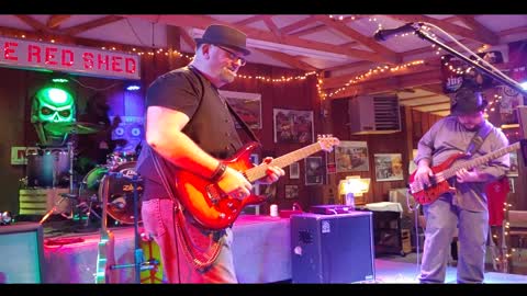 Jimmy Warren with Jiggy Jaguar 10312021 Red Shed Music Venue 10302021
