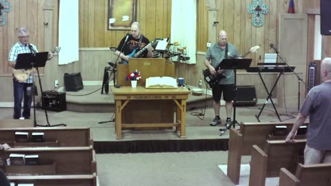FIVE ATTITUDES OF A WORTHY WALK Eph 4:1-3 7-14-24 Piper Bible Church