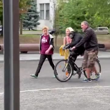 Escaped Chimpanzee Bribed With Raincoat And Bike Ride To Return To Zoo