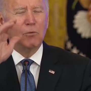 SHORTS NOW PLAYING WATCH LATER ADD TO QUEUE Joe Biden rains insults on FOX news journalist🇺🇲