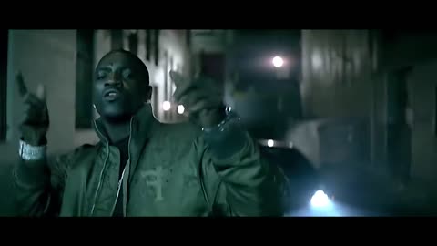 Smack That ft. Eminem.mp4