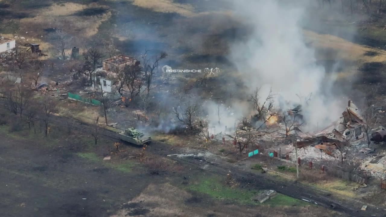 🚀🔥🇷🇺🇺🇦 Ukraine Russia War | Ukrainian Bradley Attacks Russian Soldiers in Stepovoe | RCF