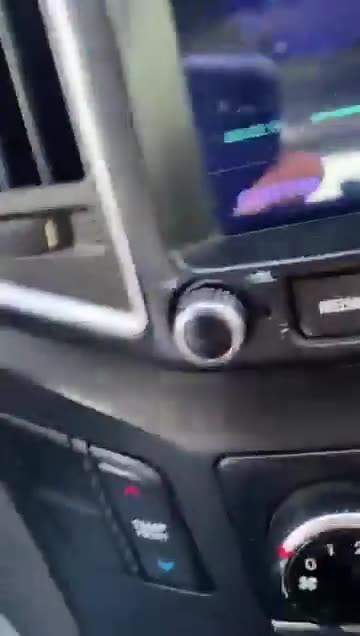 Abuso policial en el Puente Pumarejo contra un camionero