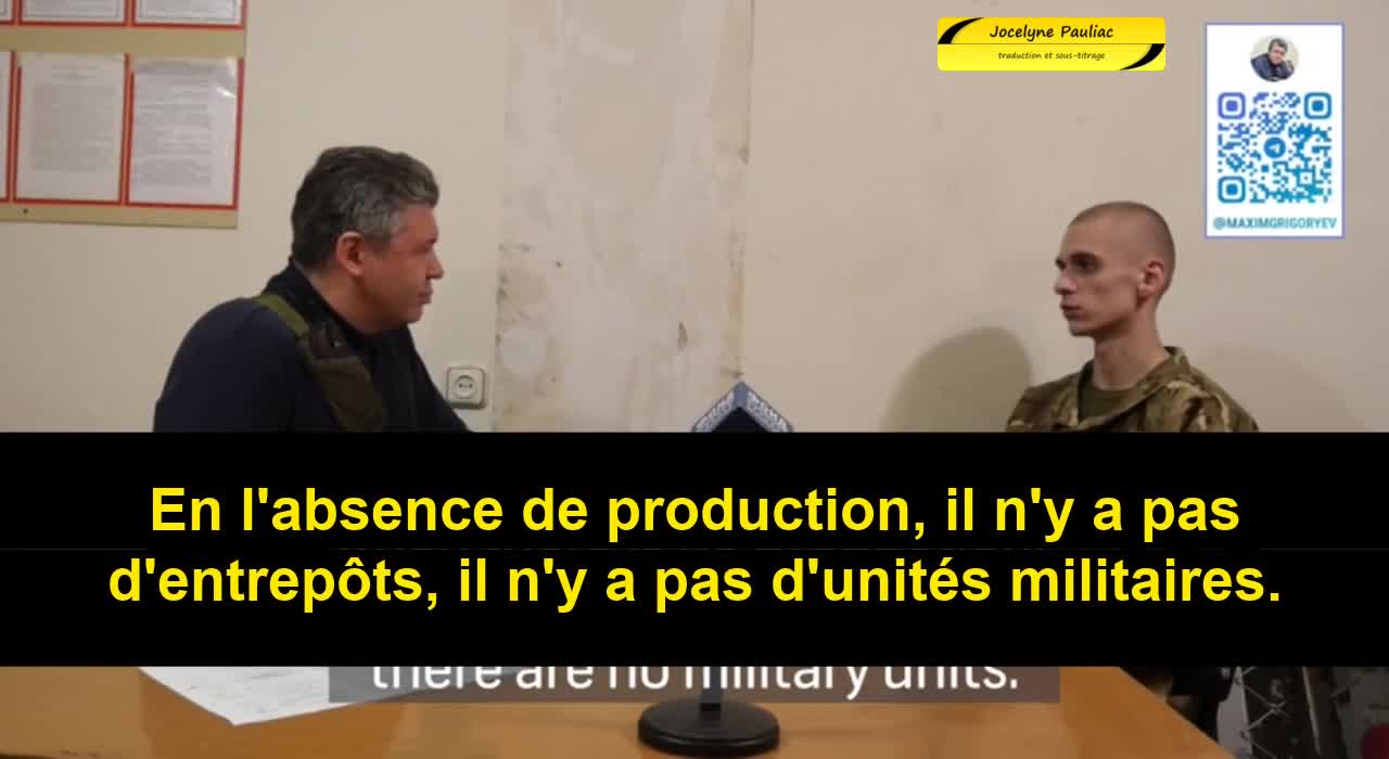 Taras Igorevitch Radchenko , un soldat d'Aidar, est interrogé - Ukraine.