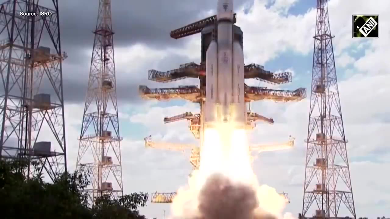 Chandrayaan-3_ With just 2 days away from landing, ISRO releases fresh images of moon