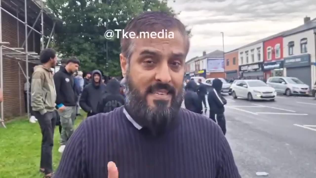 Muslim with a list of demands. I’m sure Starmer will be happy to oblige.