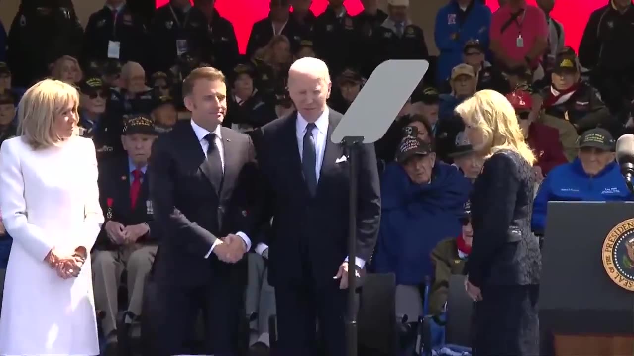 Joe Biden forgot where he was at the D-Day speech and looked for his chair while bending over.