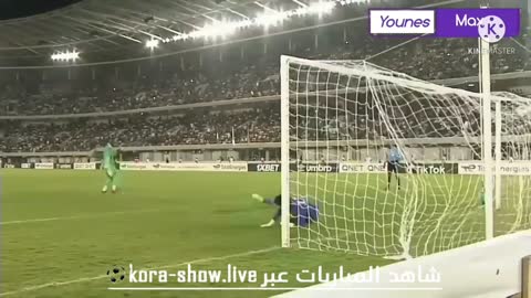 هدف غريب من حارس مرمى