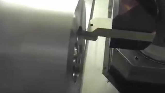 The sound of cutting is really good during the processing of the CNC lathe