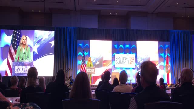 Kayleigh McEnany former press sec for Pres Trump