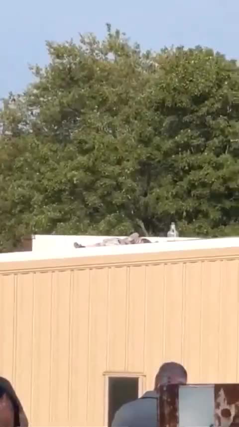 TIRADOR DEL ATENTADO A TRUMP ABATIDO.