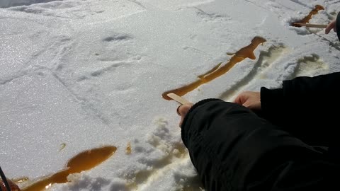 How to make Honeycomb toffee in winter