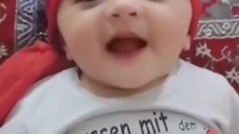 Best funny baby girl reaction