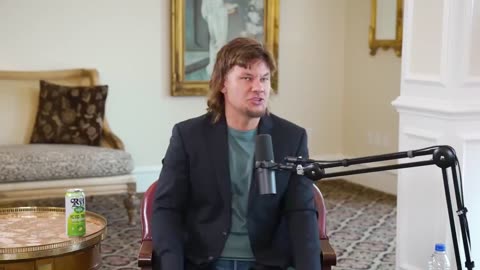 Theo Von explains a cocaine high to PDJT - the comedy I didn't know I needed 😂