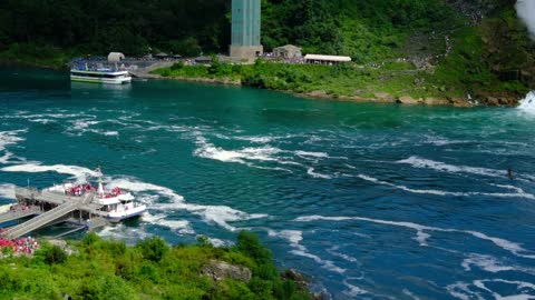 People Going Down from the Ferry Going to Niagara Falls