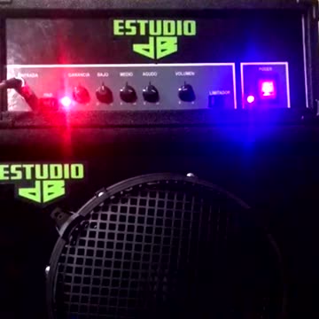 Guitar Amp Head ESTUDIO dB 081 II 300W rms + CABINET ESTUDIO dB PRO 1X12