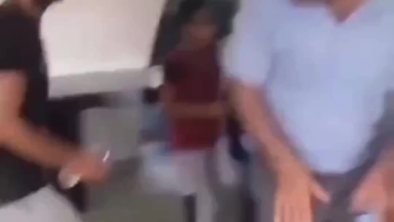 Funny moments cannot be forgetable 😂😂😂😂