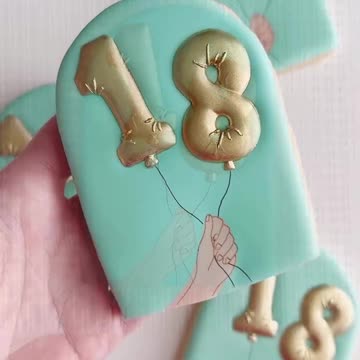 Original design of gingerbread for birthday