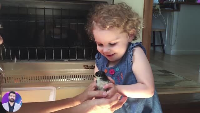 chick..chick..chicken - Hilarious cute babies