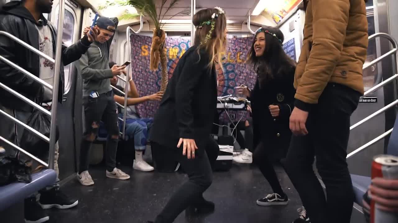 Kids set up dj booth in subway subwaychella