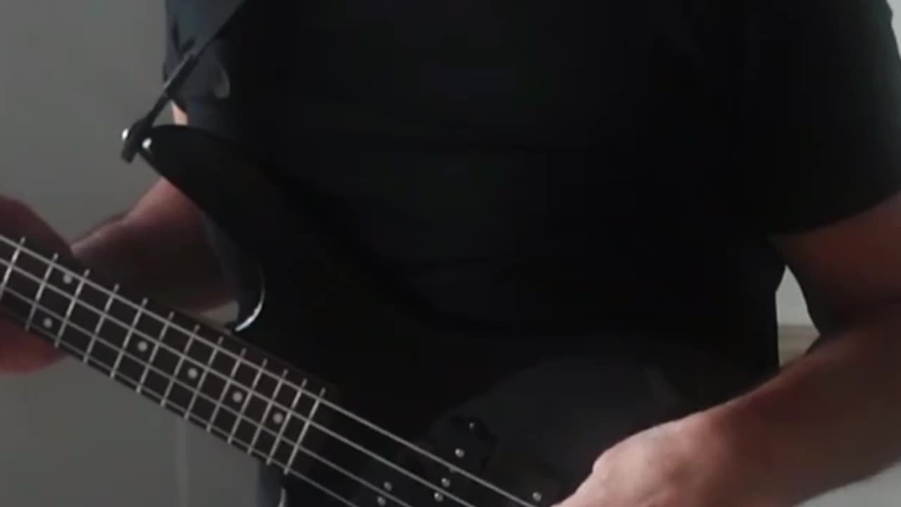 Ibanez shortscale bass improvisation #tbassguitarimprovisation #tibanezbassguitar