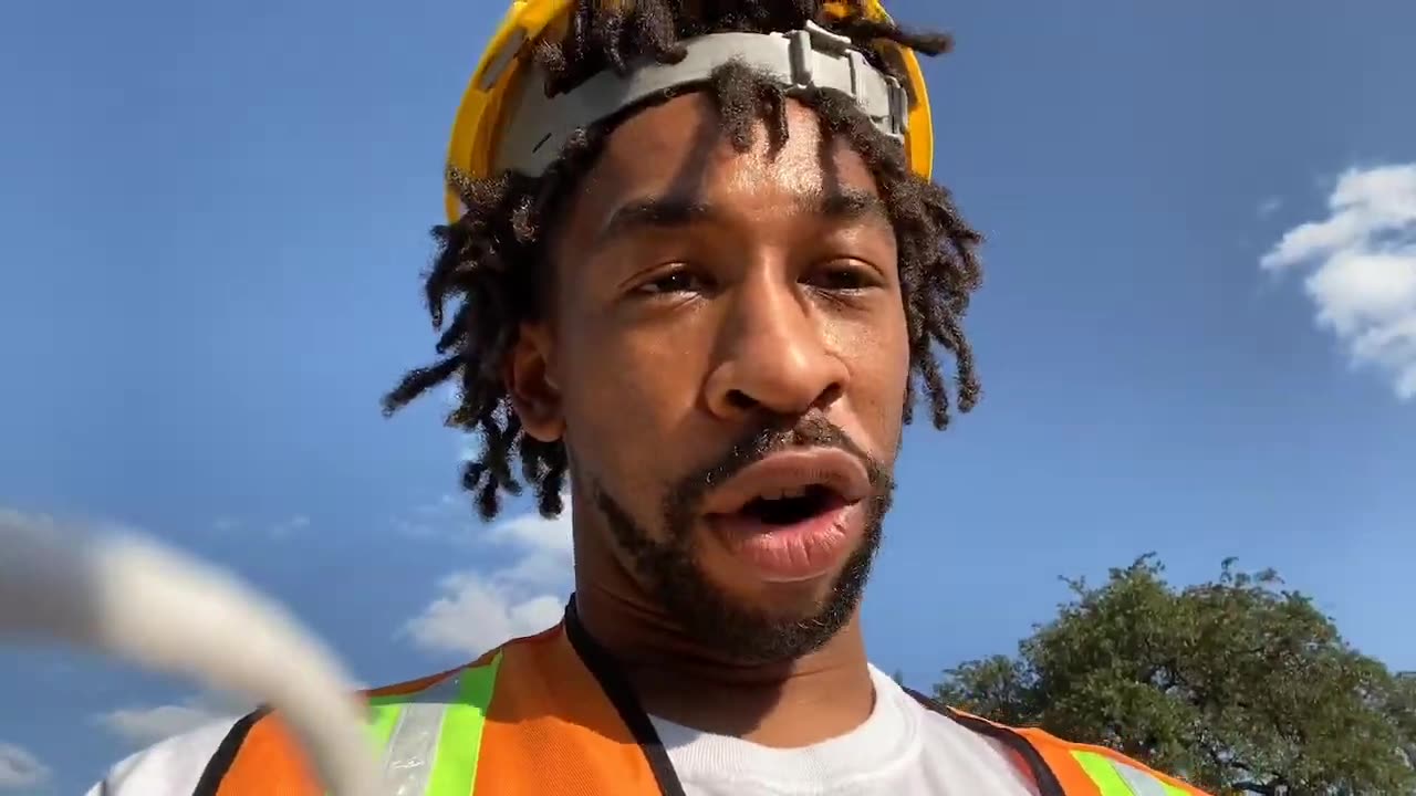 IRL Construction Worker 👷_♂️ With StopSpeeding $1LoudTTS