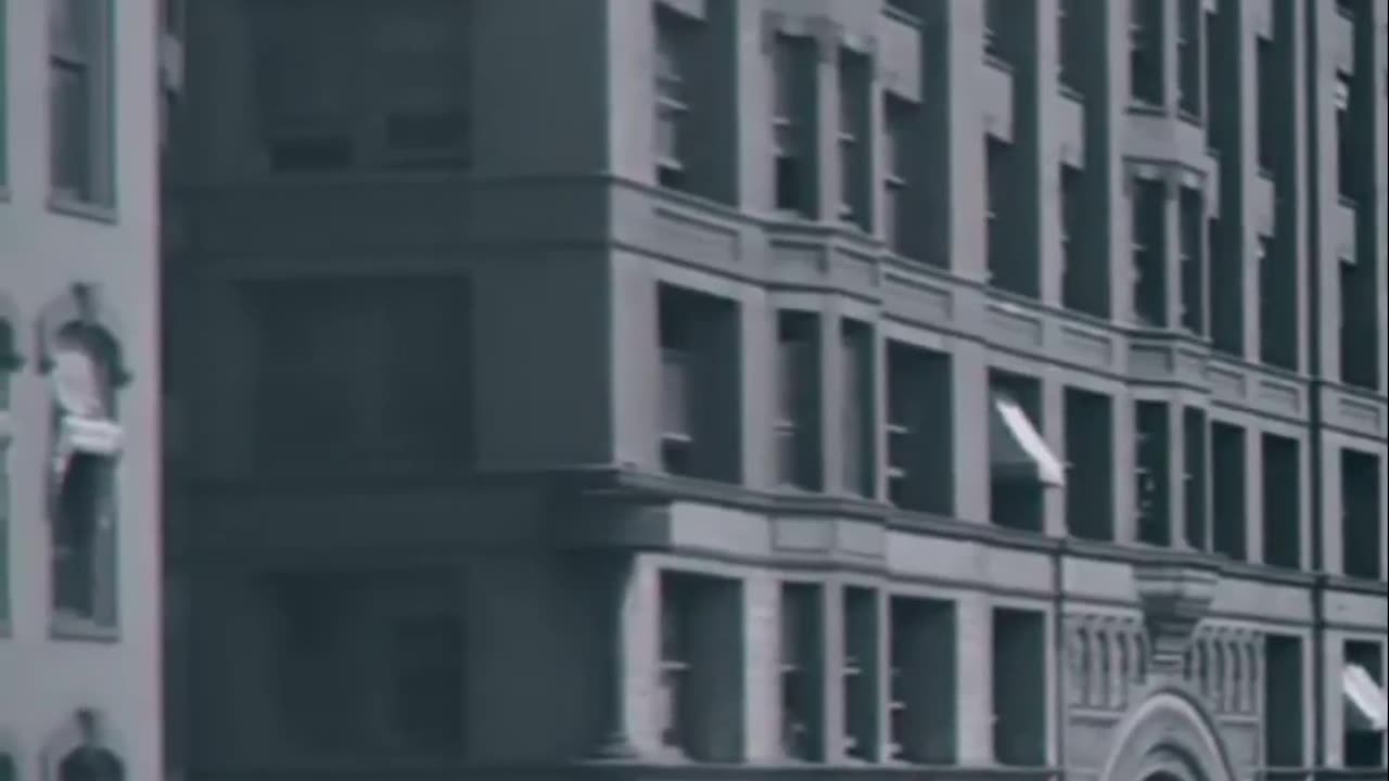 Creating a Central Bank: The Struggle for Independence and Stability
