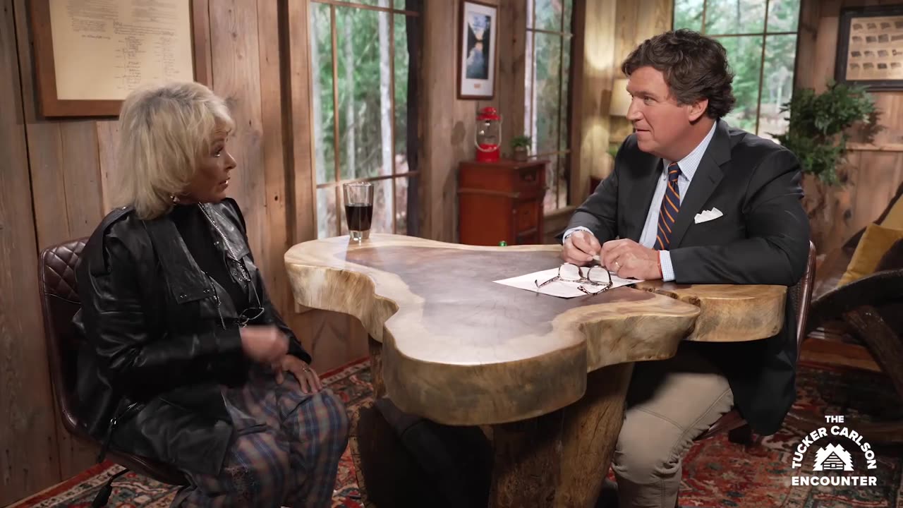 Tucker Talks to Roseanne Barr. GREAT!!