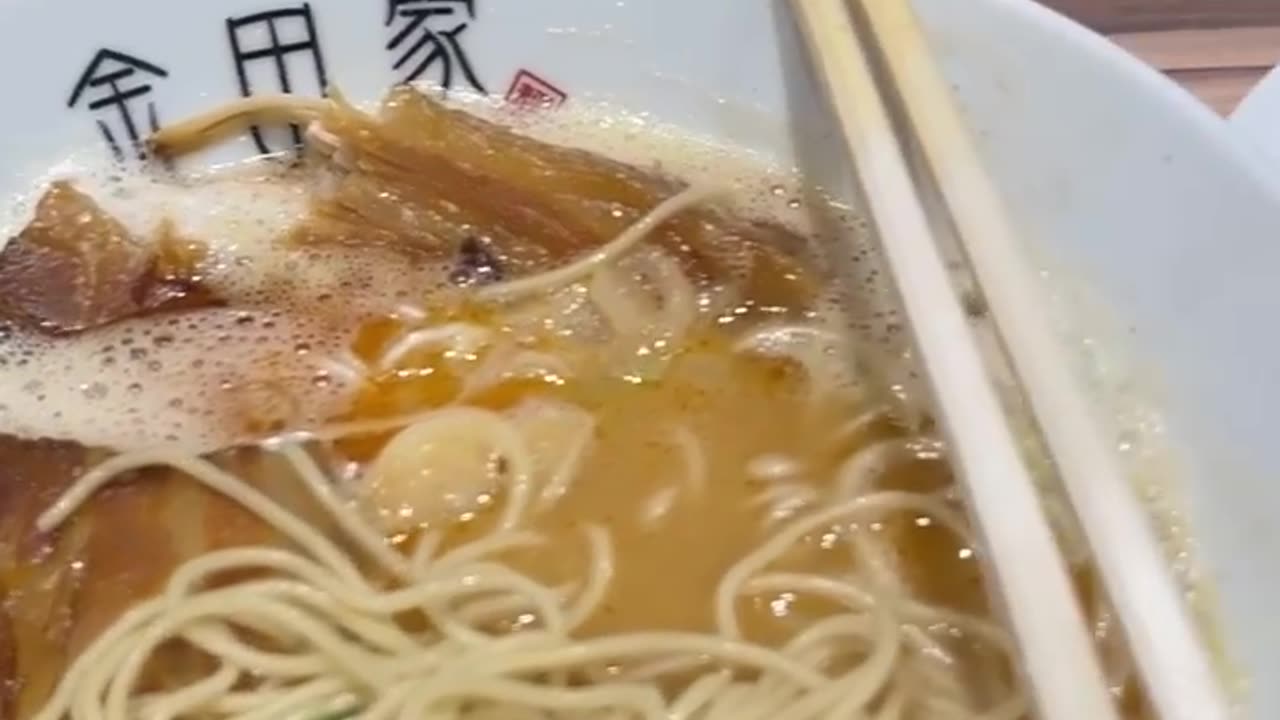 This Electronics Store in Japan Serves Ramen 🍜🇯🇵.mp4