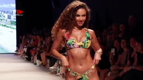 LULI FAMA Paraiso Swimweek 2025 Miami