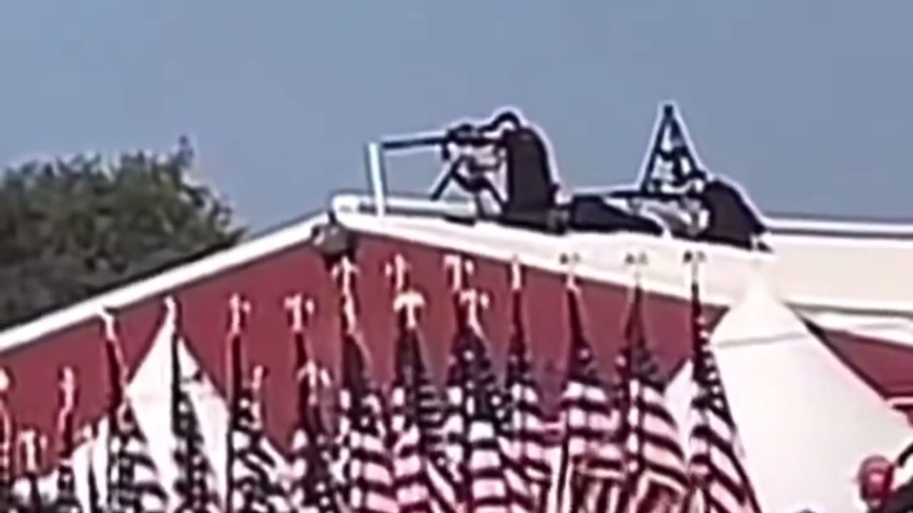 The Moment Secret Service spottet the Assassin!