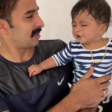 DAD SHAVES BEARD SCARES BABY