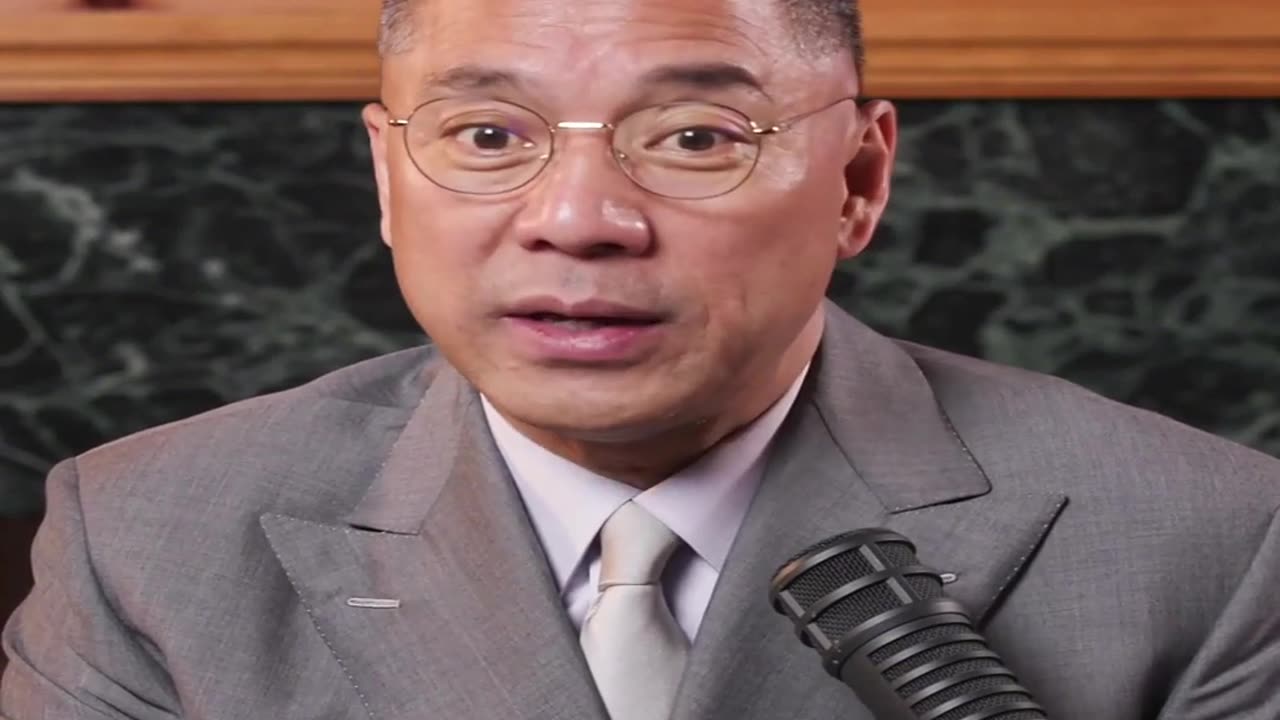 20220831文贵先生直播：水越深水越静， #越高深的人话语越少；言人事者必为是非制造者 。越是有修养、追求真相的人，轻易不定是非，轻易不定善恶，轻易不传是非，不嚼舌头。