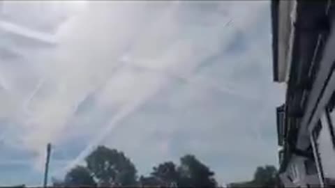 «Μου λέτε πως αυτό είναι φυσιολογικό;;;»: Σχεδόν έκρυψαν τον ήλιο!!