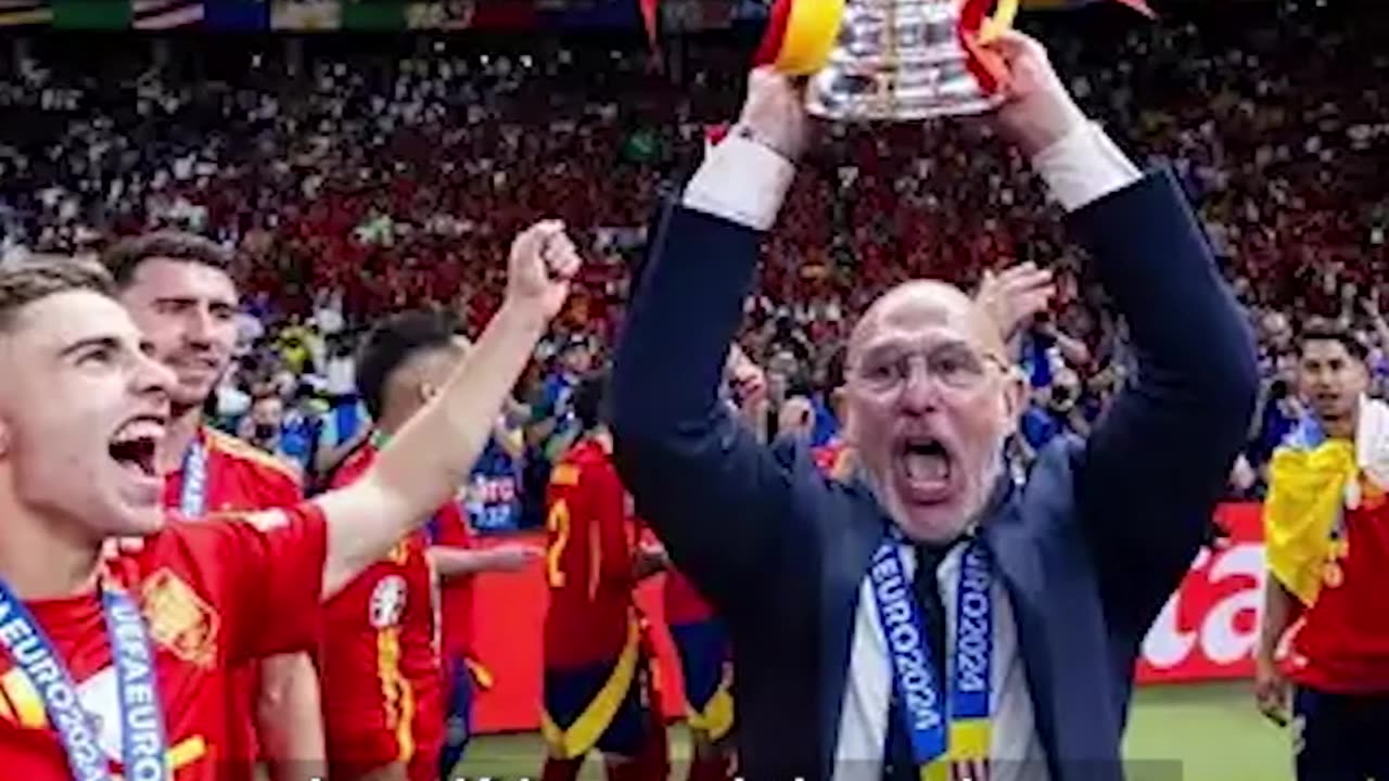 Expulsan a #PedroSanchez de la celebración de la Eurocopa