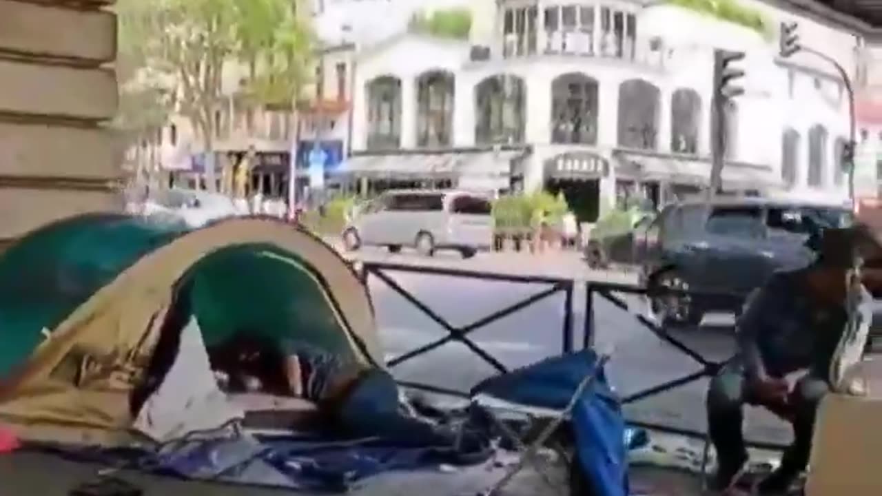 Do you think Paris looked more inspiring and cultured before or after it decided