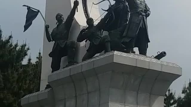 A statue standing tall at Chungryolsa Temple located in Agjang-dong, Dongnae-gu, Busan