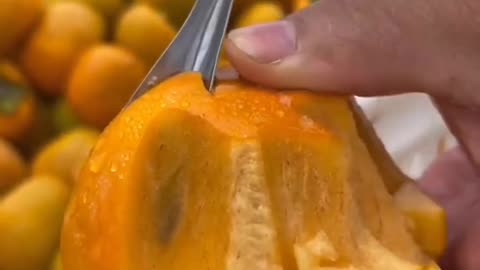 Amazing persimmon fruits cutting 🥰🍑#254#shorts #fruitsworld ...