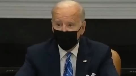 BIDEN HANDLERS ARE CIRCUS CLOWNS🤣🤣