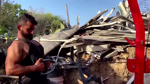 Gazans find relief in gym salvaged from rubble