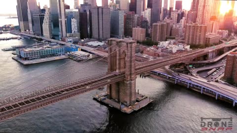 Brooklyn Bridge, New York, USA