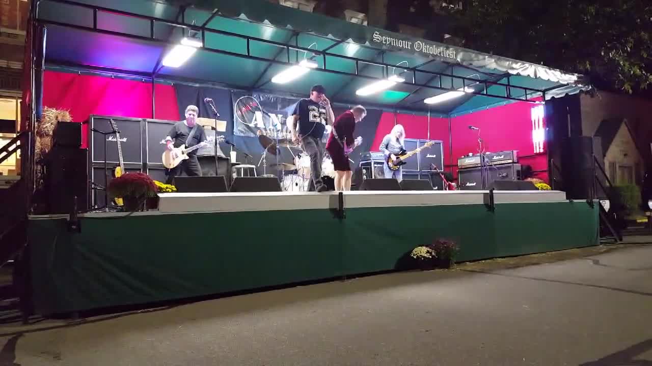 100% Angus A AC/DC Tribute Band "Have A Drink On Me" AC/DC Cover