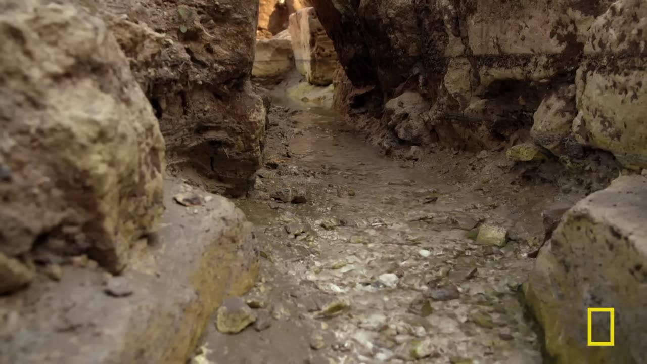 🔴 Finding The Lost Tomb of Alexander the Great