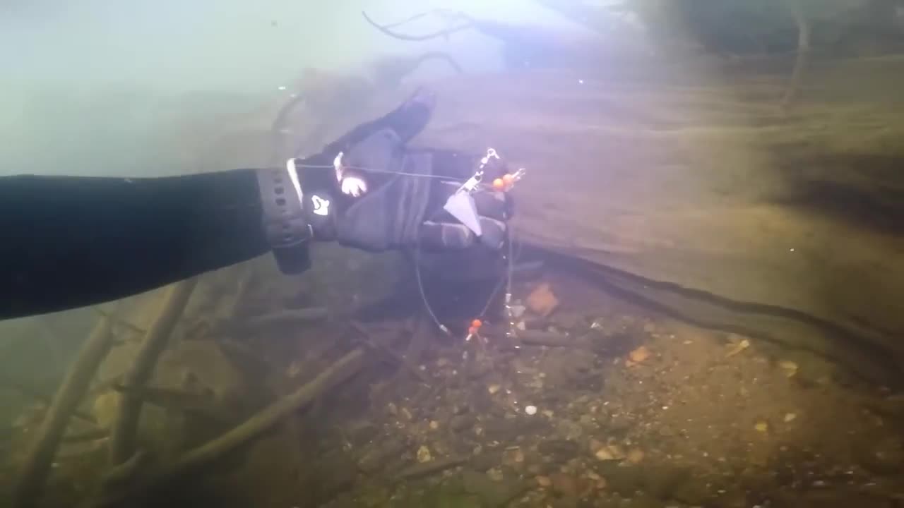 Old sawed off shotgun found scuba diving under abandoned bridge!