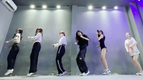 Dance ikunh