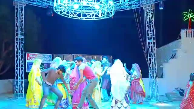 Indian wedding dance