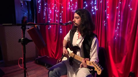 Tariq B Music B Bar LIive Music Sessions 1 17th Decemer 2015