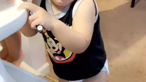 Toddler finds moms old glasses