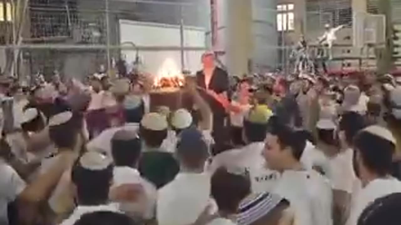 Israelis are seen celebrating and dancing as the IDF continues to bomb Rafah.