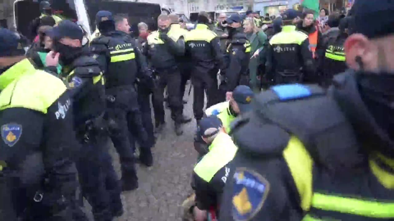 Amsterdam : violence policière contre des manifestants pro-palestiniens